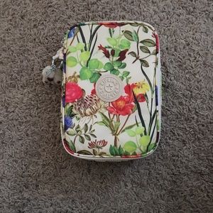 Kipling 100 pens case